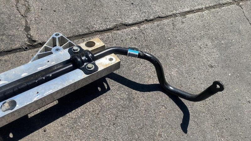 68223606AC ⭕ 17-25 Chrysler Pacifica Front Subframe Bracket with Stabilizer Bar 68223606AC