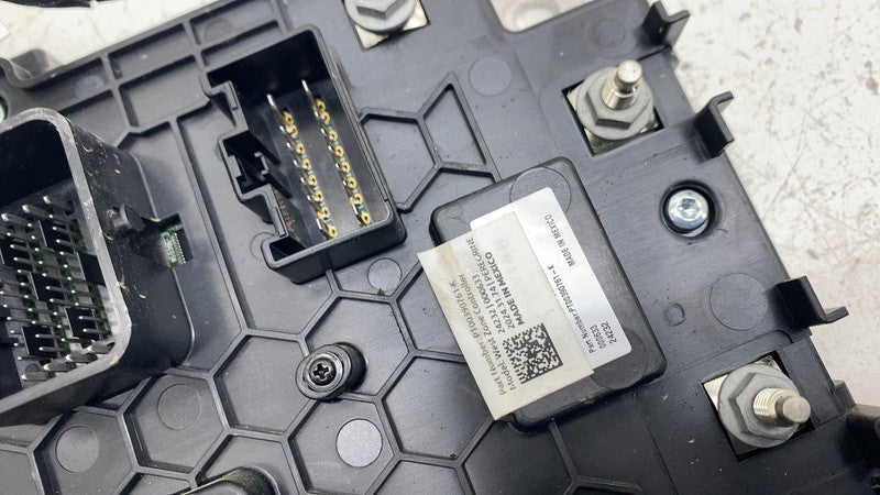 PT00390761K ⭕ 2025 Rivian R1S West Zone Computer Controller Control Module Unit PT00390761-K