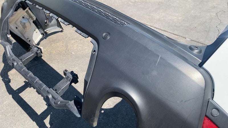 ⭕ 14-17 Land Range Rover Sport Rear Bumper Cover w/ Park Sensors White