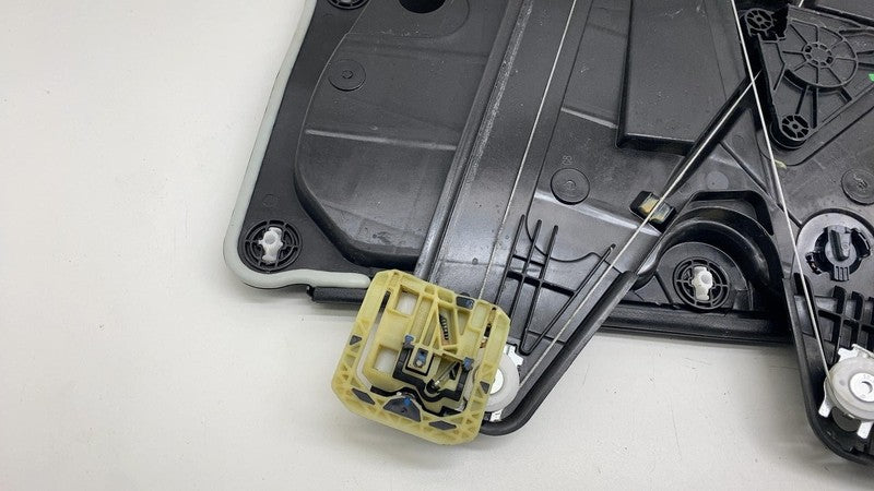 ⭕ 21-24 Ford Mustang Mach-E  Front Left Door Window Regulator & Motor w/ Carrier