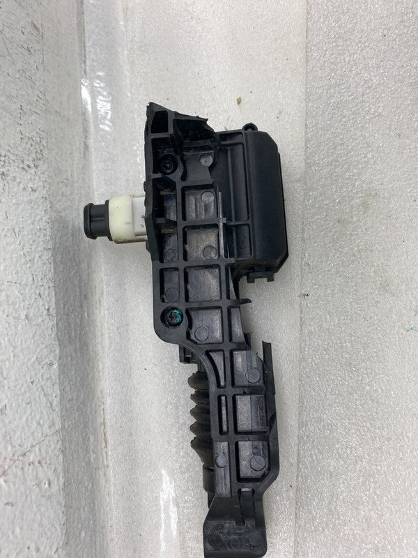 150039800E 2017-2023 Tesla Model 3 Y Front Bonnet Hood Lock Latch Actuator with Cable Assy