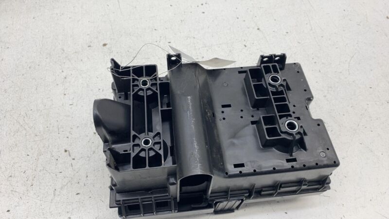 ⭕2017-2022 Chrysler Pacifica Engine Fuse Box Relay Junction Module Unit w/ Cover