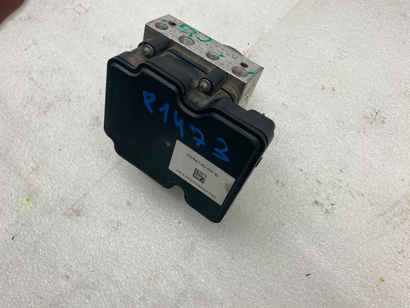 1044745 00 B ⭕ 2017-2023 Tesla Model 3 M3 Anti-Lock Brake System ABS Pump Module 1044745-00-B