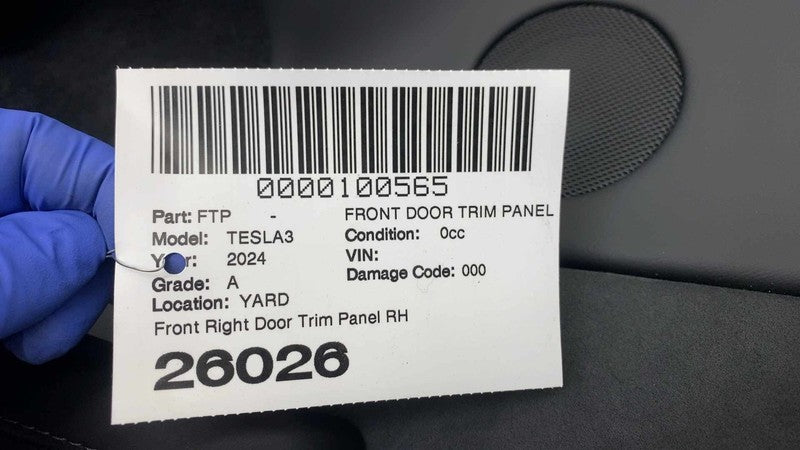 ⭕ 2024-2026 Tesla Model 3 Front Passenger Highland Door Panel Trim Car