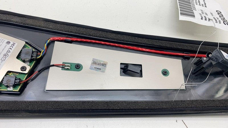 110043700E 2017-2023 Tesla Model 3 Left B-Pillar Applique Glass Trim Molding 1100437-00-E