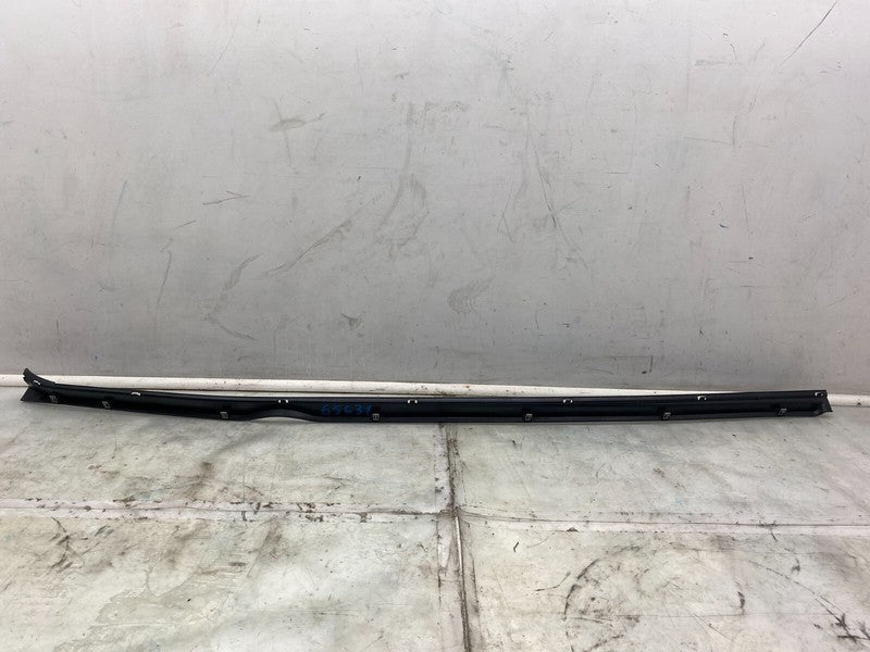 101221500G ⭕2012-2024 Model S Driver Side Skirt Molding Panel Scuff Plate Left 1012215-00-G