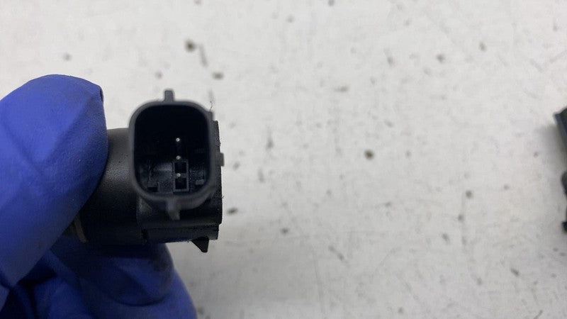 101438805A 12-15 Model S Front or Rear Bumper Ultrasonic Parking Sensor PDC x4 1014388-05-A