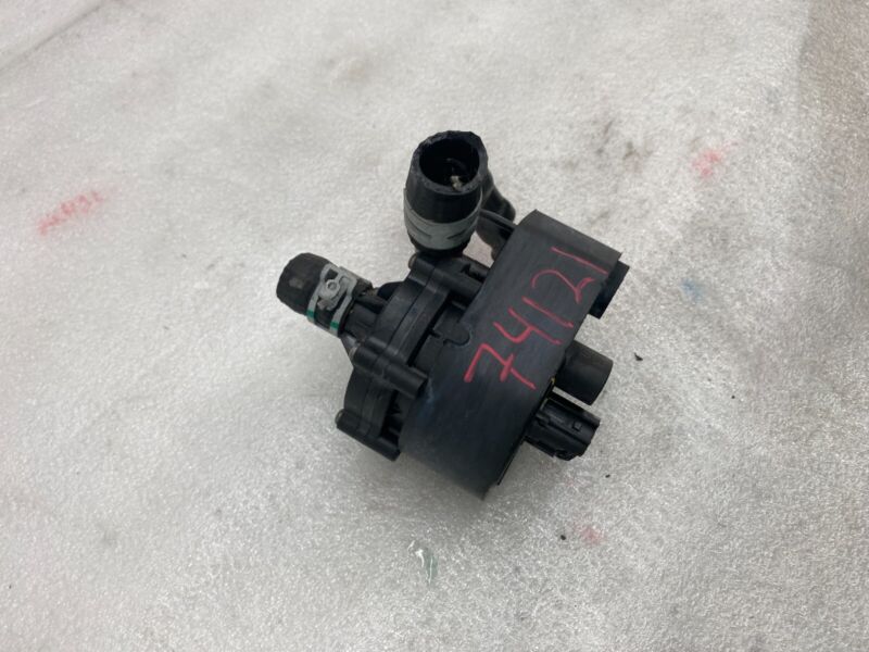 105723500F 2016-2020 Tesla Model S MS Electric Auxiliary Coolant Water Pump w/ Bracket Assy