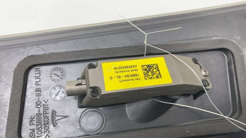 ⭕ 2016-2020 Tesla Model S Left B-Pillar Applique Glass Trim Molding 10