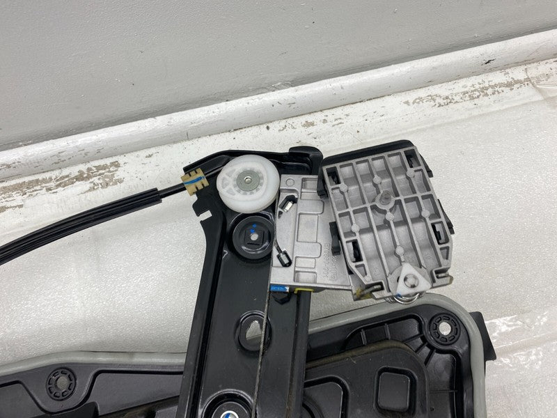 1495510 98 B ⭕ 20-23 Model Y MY Front Left Window Regulator & Motor w/ Carrier 1495510-98-B