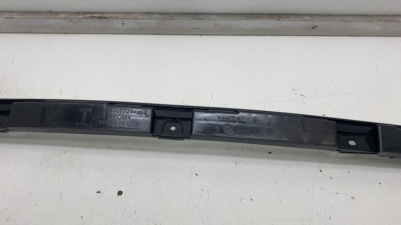 ⭕ 12-24 Model S Rear Body Attachment Bumper Center Support Bracket 600