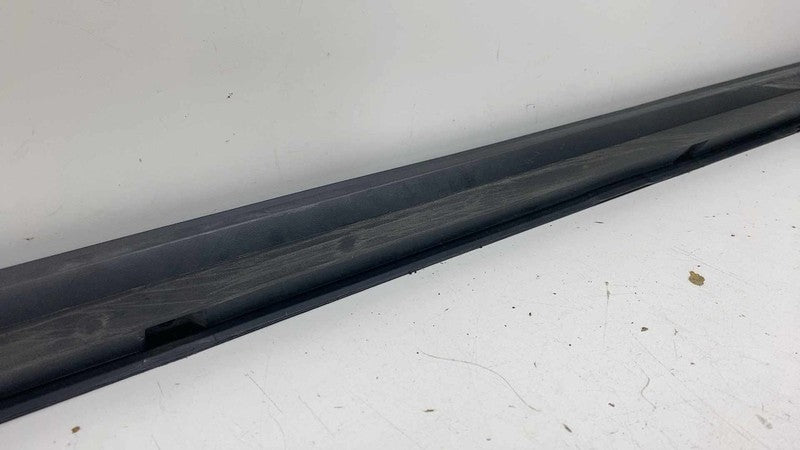 ⭕ 23-25 Volkswagen ID.4 Driver Rocker Panel Skirt Sill Molding Left LH