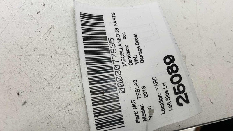 109297800C ⭕ 2017-2023 Tesla Model 3 Left B-Pillar Applique Glass Trim Molding 1100437-00-C