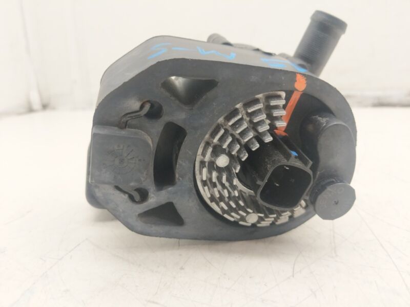 2012-2015 Tesla Model S MS Battery Coolant System Auxillary Water Pump Assembly