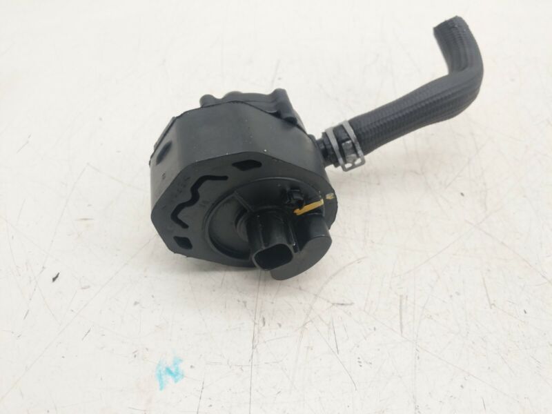 2012-2020 Tesla Model S Auxiliary Electric Water Cooling Coolant Pump Assembly
