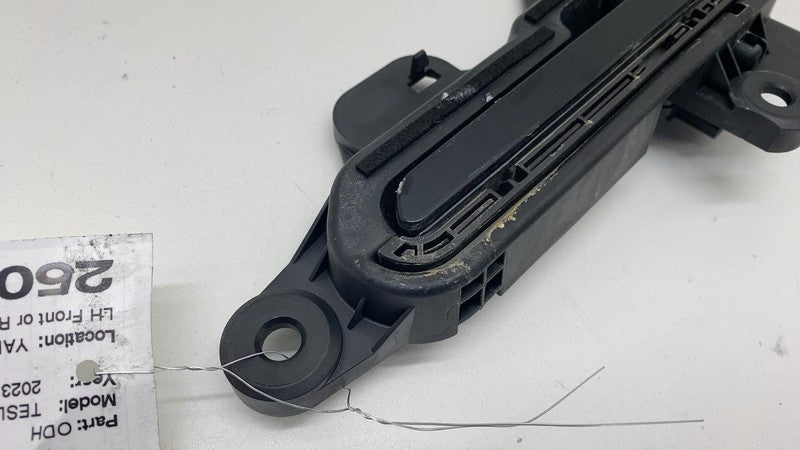 1528114-00-D 2020-2023 Tesla Model 3 Y Front or Rear Driver Left Exterior Door Handle Outside