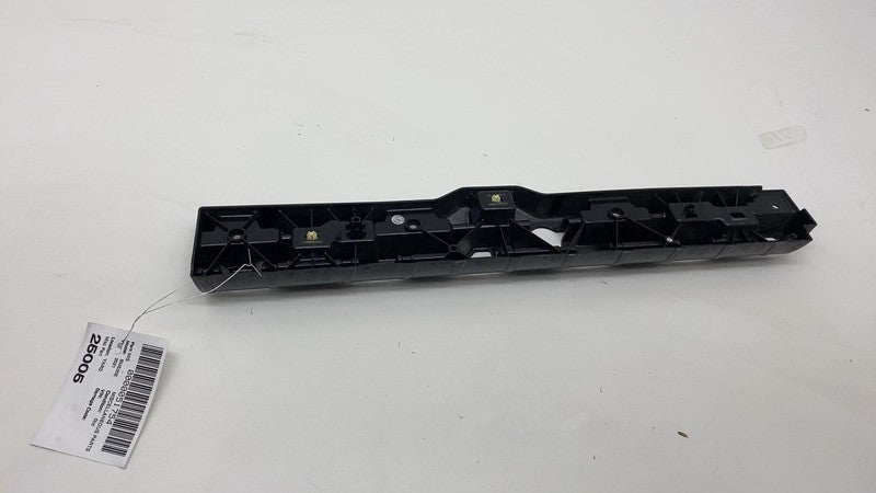 ⭕ 18-22 BMW 530e Front Right Skirt Rocker Molding Panel Support Mount 