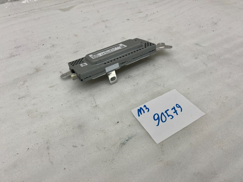 1079749-00-D ⭕ 17-23 Model 3 Harman Becker HB Z502 Radio Receiver Control Module 1079749-00-D