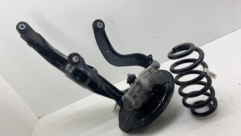 32329003 ⭕21-23 Polestar 2 Rear Left Spindle Knuckle w/ Hub + Links & Spring AWD 31681851