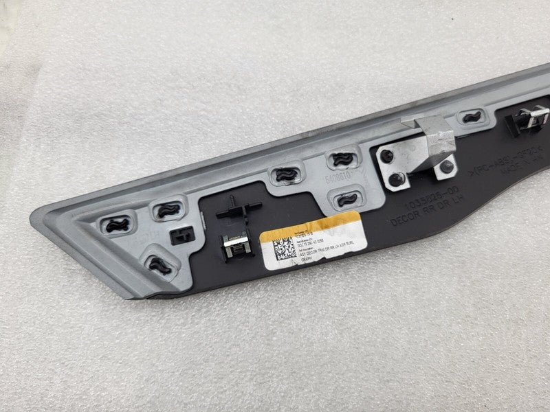 103582619B ⭕ 2016-2020 Tesla Model X MX Rear Left Door Trim Mold Card Molding 1035826-19-B