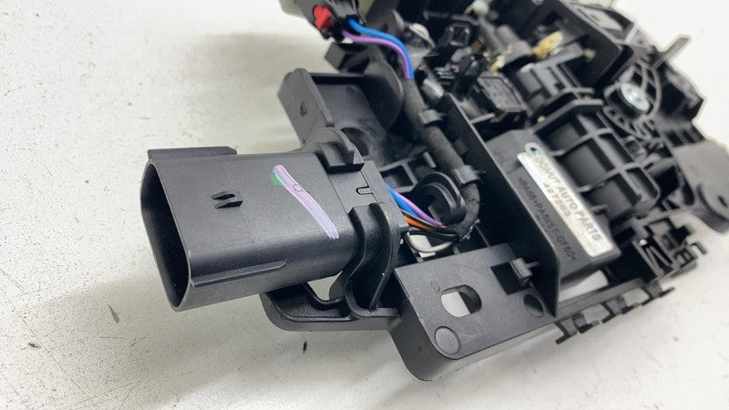 ⭕ 2022-2024 Rivian R1T R1S Rear Passenger Door Handle Right Silver PT0