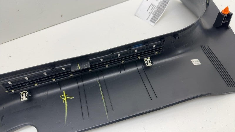 LJ8B R13208 AFW 21-24 Ford Mustang Mach-E Front Right Door Sill Scuff Plate Trim LK9B-R13200-OAW