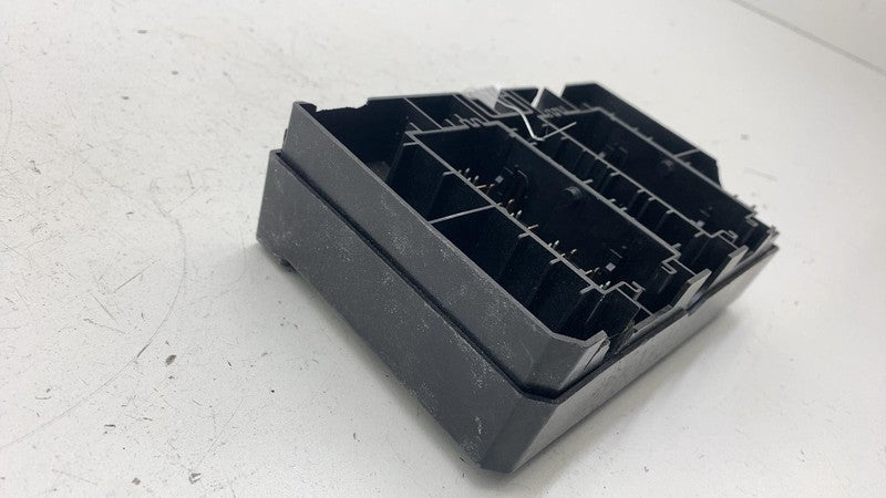 P11K3520005 ⭕ 2022-2024 Lucid Air Rear Compartment Cabin Fuse Relay Box Block P11-K35200-05