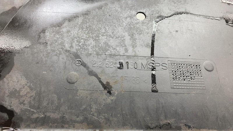 ⭕ 10-16 Mercedes-Benz E-Class E350 E400 Engine Mud Flap Splash Guard A