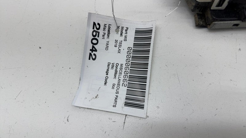 111206400B ⭕ 2016-2024 Tesla Model X Front Right Door Lock Latch Actuator RH 1112064-00-B