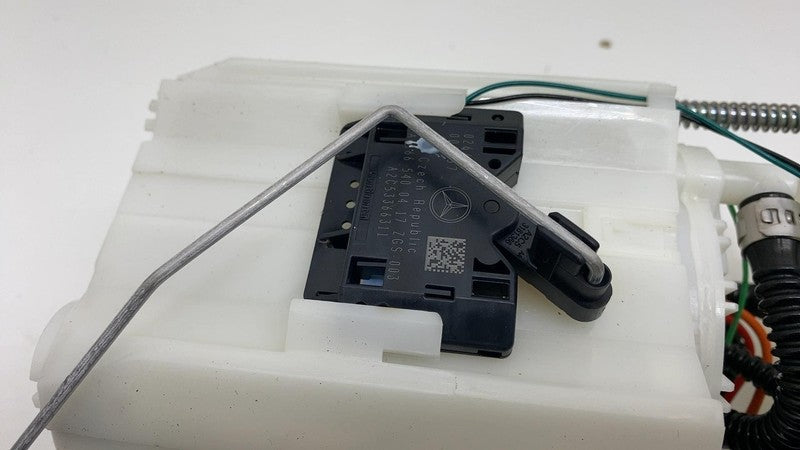 2016 2017 2018 2019 Mercedes-Benz GLE350 Fuel Gas Tank Pump Sending Sensor OEM