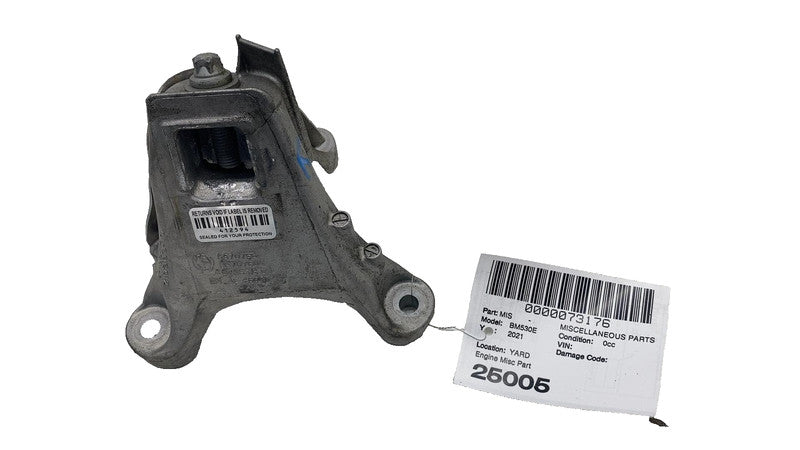 ⭕ 2021 BMW 530e Passenger Side Engine Support Bracket Clamp Right RH OEM 6870756