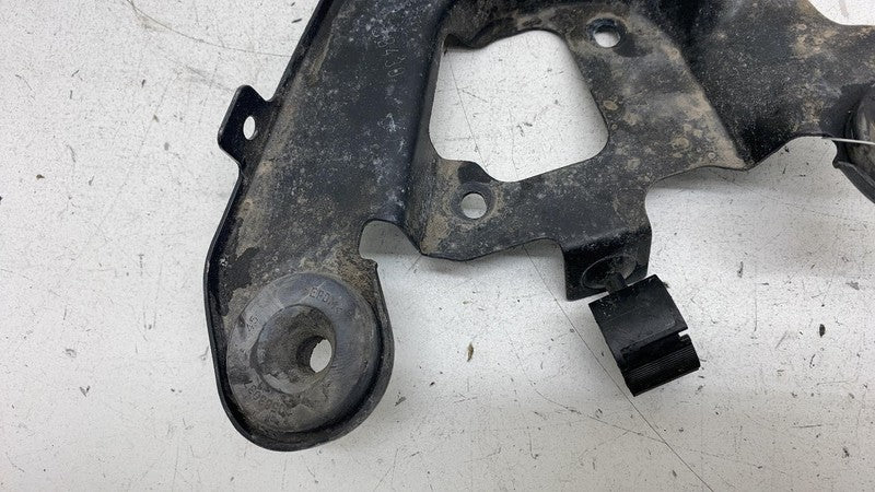 ⭕ 2017-2020 Maserati Levante Engine Air Cleaner Filter Mounting Suppor