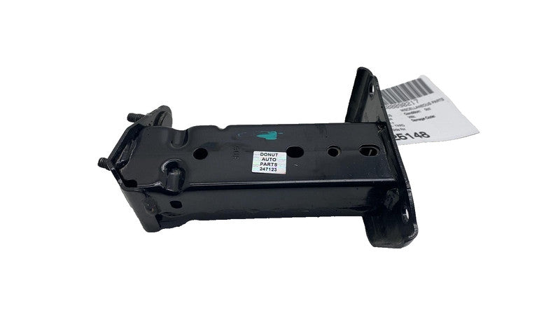 ⭕ 23-24 Toyota Prius Front Passenger Reinforcement Bumper Bracket Supp