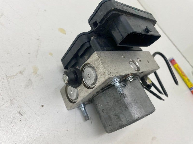 ⭕ 12-15 Model S Anti-Lock ABS Brake Pump Hydraulic Control Module 1037