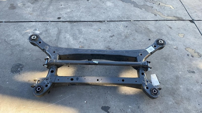 20226516150 2017-2024 Chrysler Pacifica Rear Undercarriage Subframe Crossmember Cradle FWD