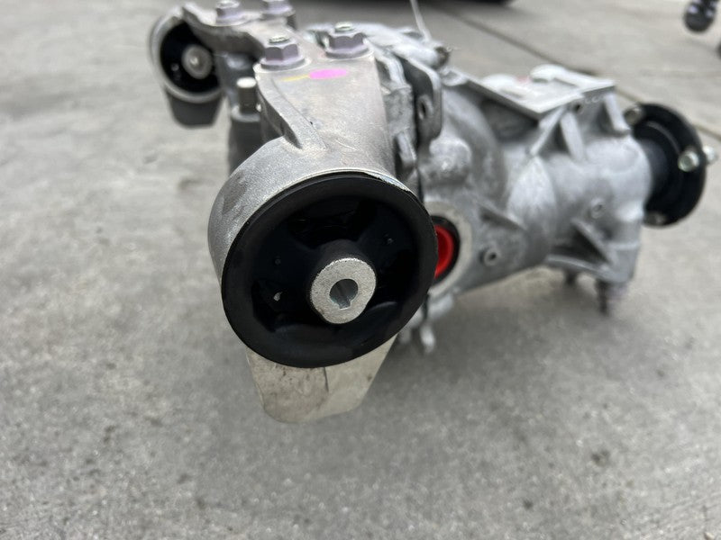 NA1J-39730 2019-2023 Mazda MX-5 Miata Rear Axle Differential Carrier w/ Mount Support A/T