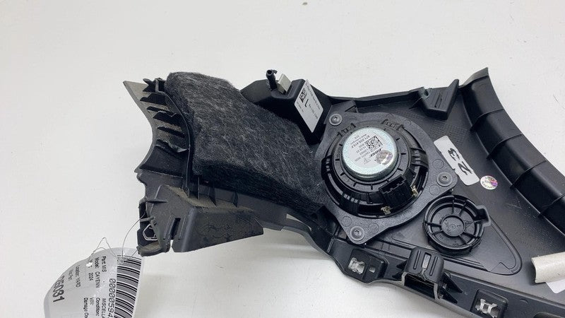 9Y3.867.245 ⭕ 2019-2024 Porsche Cayenne Rear Left Quarter D-Pillar Trim w/ Speaker 9Y3867245