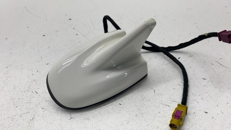 670076132 ⭕ 2014-2021 Maserati Ghibli Exterior Roof Shark Fin Antenna Receiver 670076132