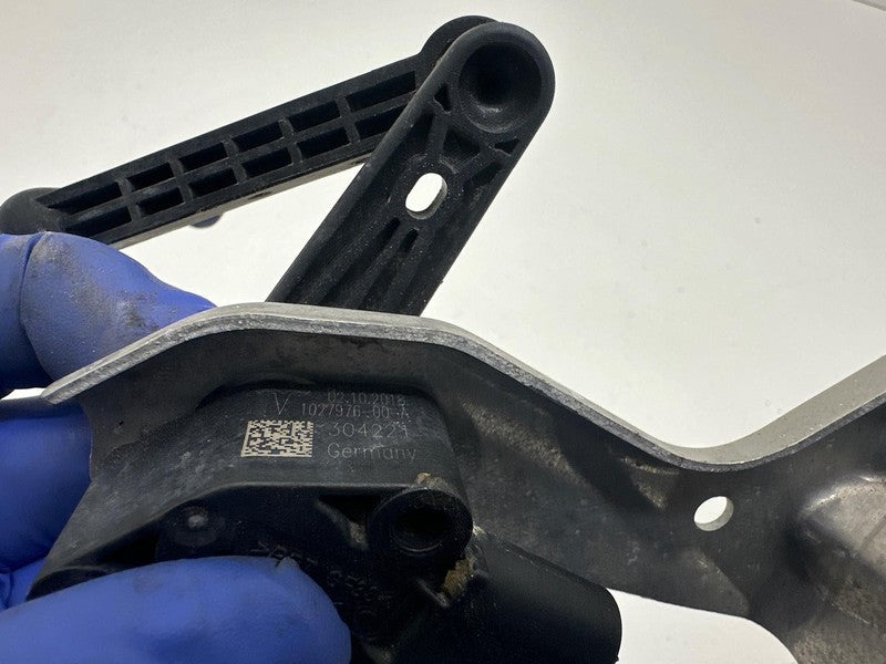 ⭕ 2016-2020 Model S X Rear Right Air Suspension Ride Height Sensor 102