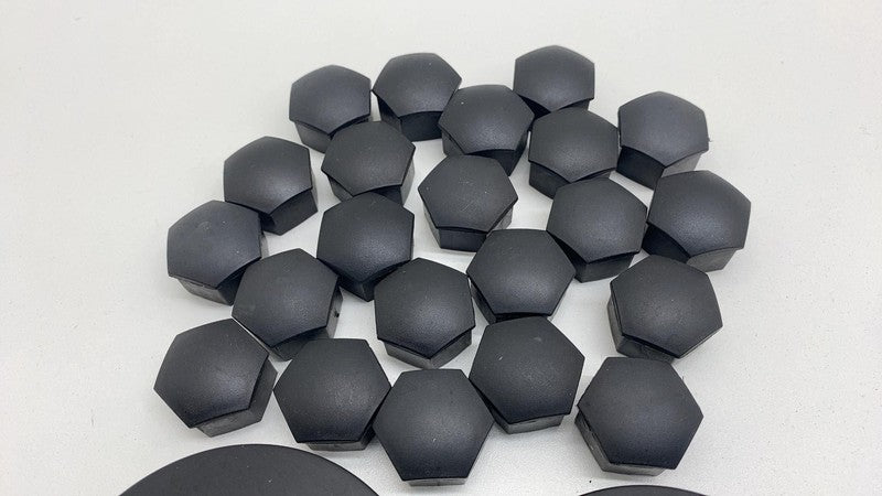 20214487 2024-2025 Tesla Cybertruck x4 Wheel Hub Center Cover w/ x22 Lug Nut Cover Black