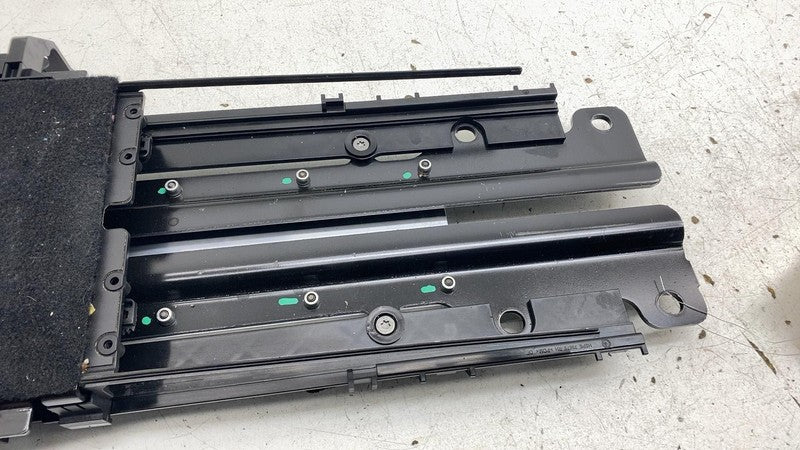 ⭕ 16-20 Model X Rear 2nd Row Middle Seat Floor Plate Catcher Module 10