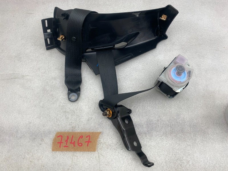 102313600C ⭕ 12-15 Model S Rear Left Seat Belt & Retractor w/ Mid C-Pillar Trim 1023136-00-