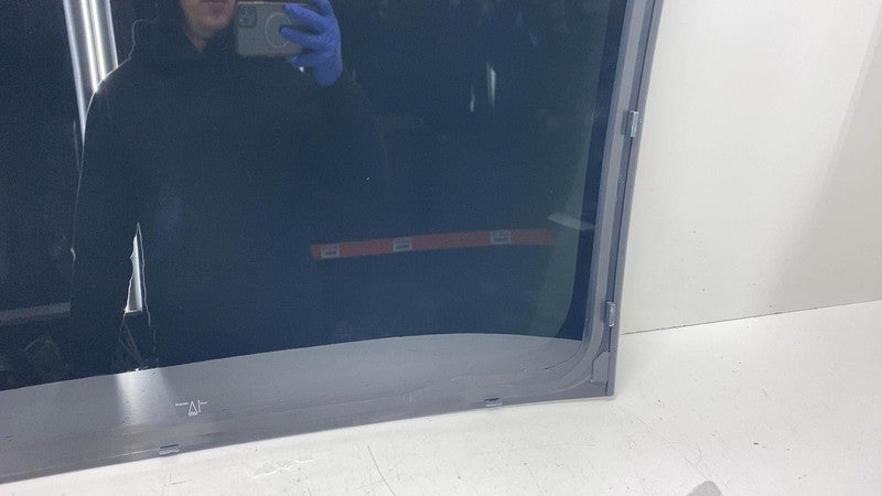 ⭕ 21-23 Model 3 Front Middle Panoramic Sun Moon Roof Window Glass 1587