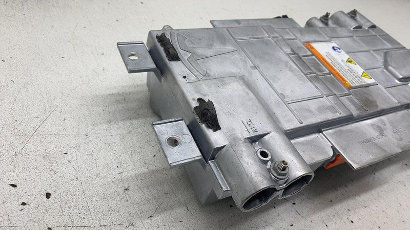 104889300A ⭕ 12-15 Tesla Model S 1-Phase High Voltage Junction Box Dual Motor 1048893-00-A