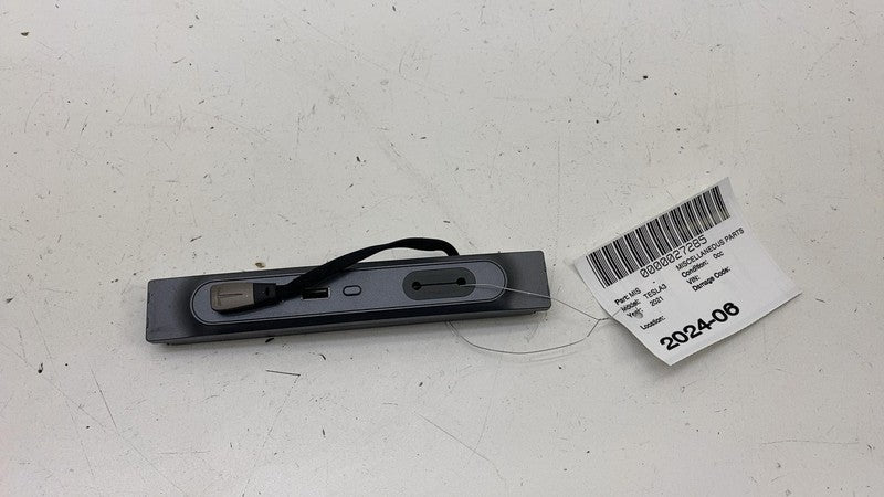 ⭕ 2021-2023 Tesla Model 3 Y Type-C Fast Charger USB Hub 3-Port Docking Station