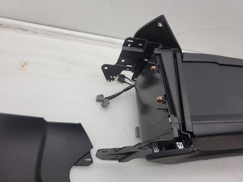 102673000B ⭕2016-2020 Tesla Model X MX Front Center Console w/ Armrest & Side Closeout Trim