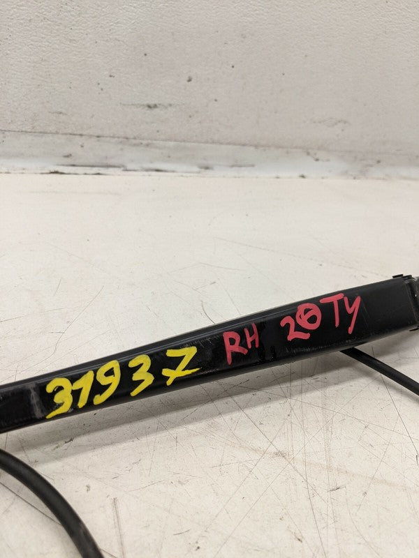 ⭕ 20-24 Tesla Model Y Front Passenger Side Windshield Wiper Arm & Blad