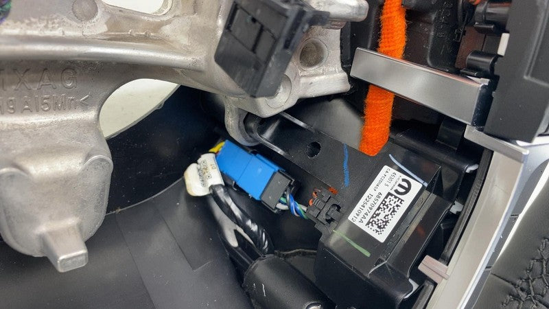 ⭕ 2025 Ram 1500 Steering Wheel Black Leather 5th Gen w/ Switch Button 