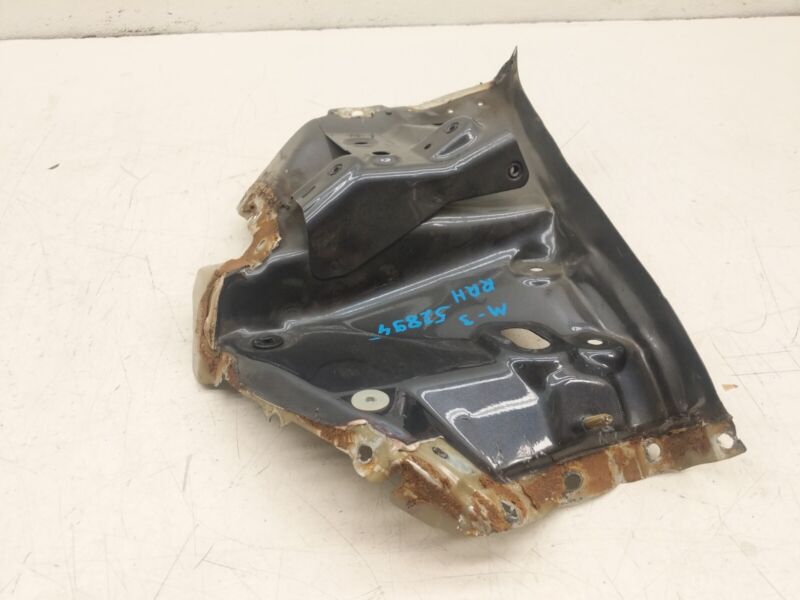 1095609 00 E ⭕ 2017-2020 Tesla Model 3 Rear Passenger Side Bumper Bracket Right 1095609-00-E