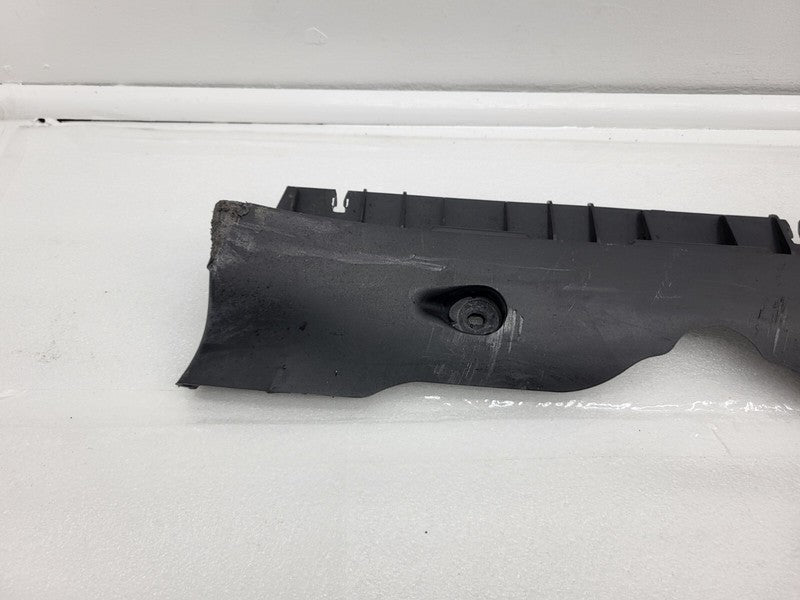 149774500C ⭕ 20-23 Model Y Right Skirt Rocker Molding Panel Carrier Bracket RH 1497745-00-C